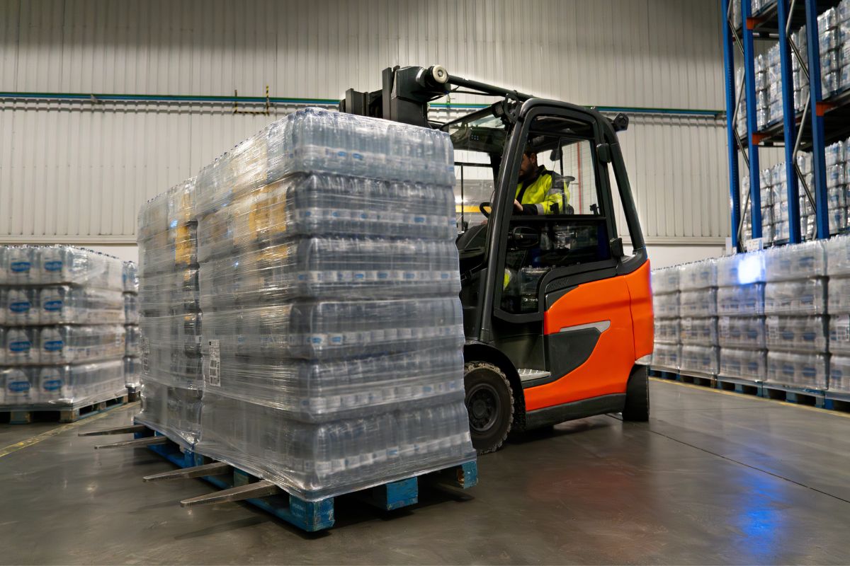 Beverage Warehousing in Calgary: Managing Seasonal Demand