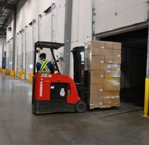 Container De-Stuffing & Stuffing Services in Calgary Explained